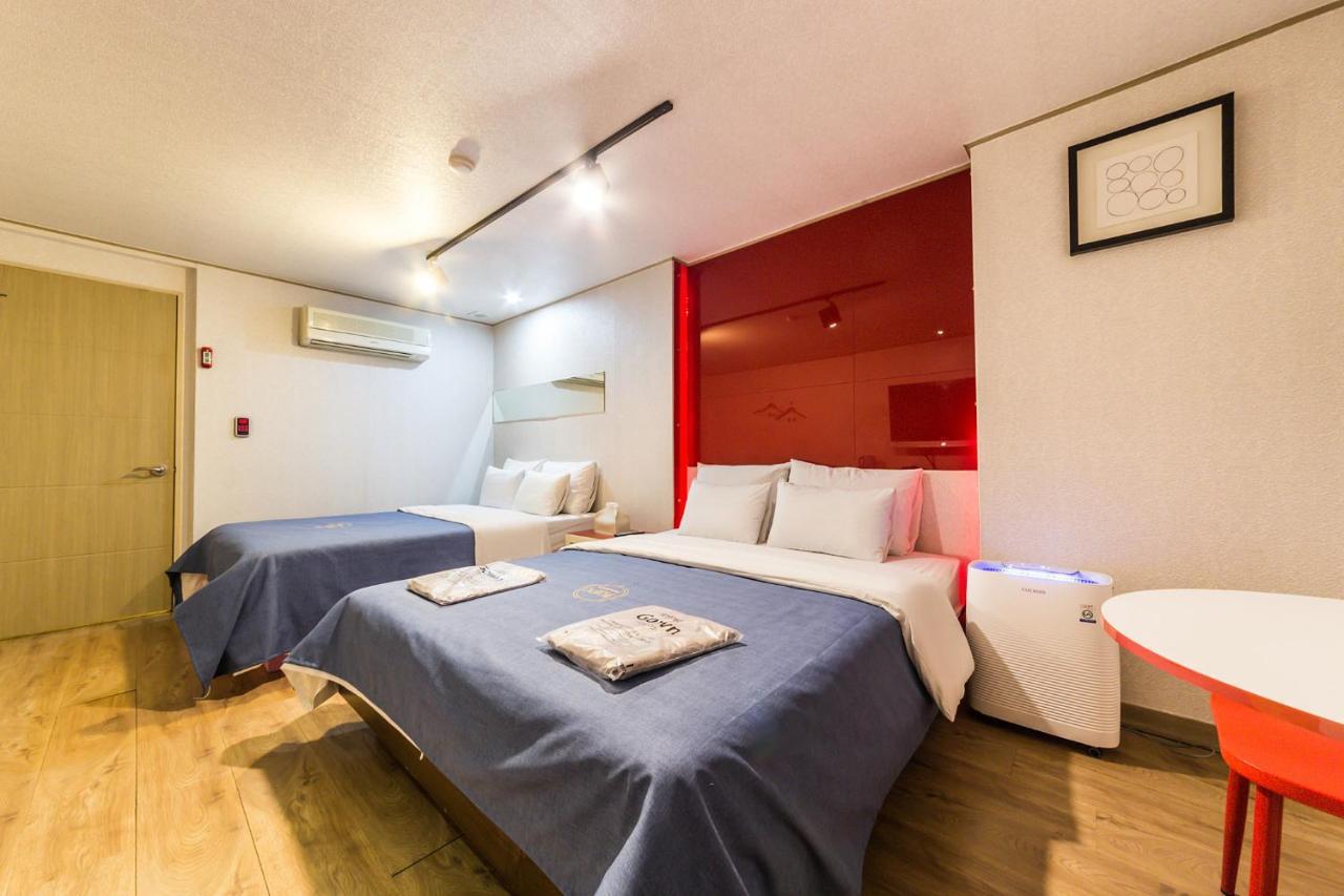 Chuncheon Sohsul Hotel Bagian luar foto