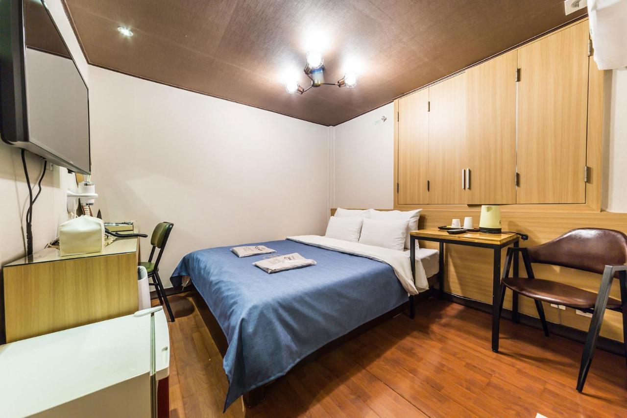 Chuncheon Sohsul Hotel Bagian luar foto