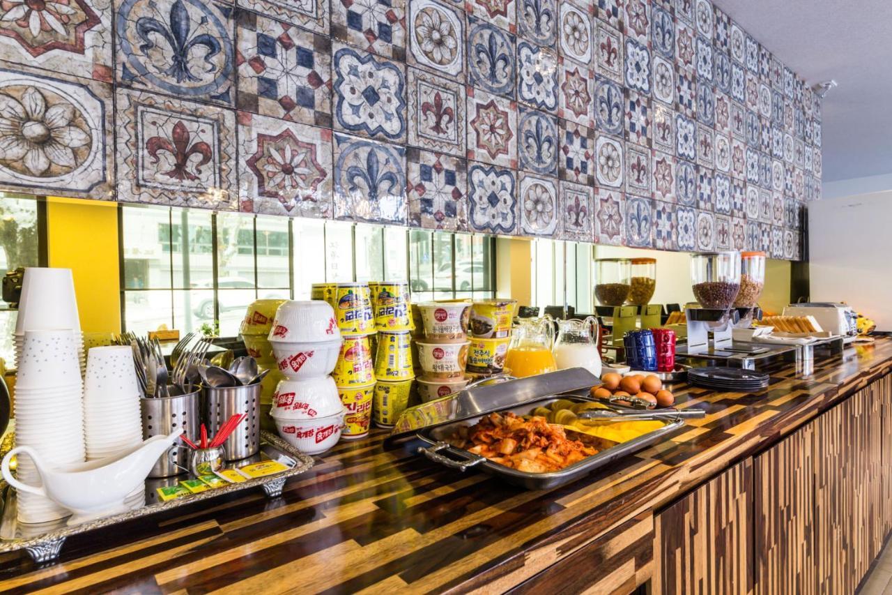 Chuncheon Sohsul Hotel Bagian luar foto